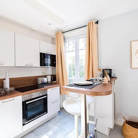 Cute Flat, A Few Steps From Paris *